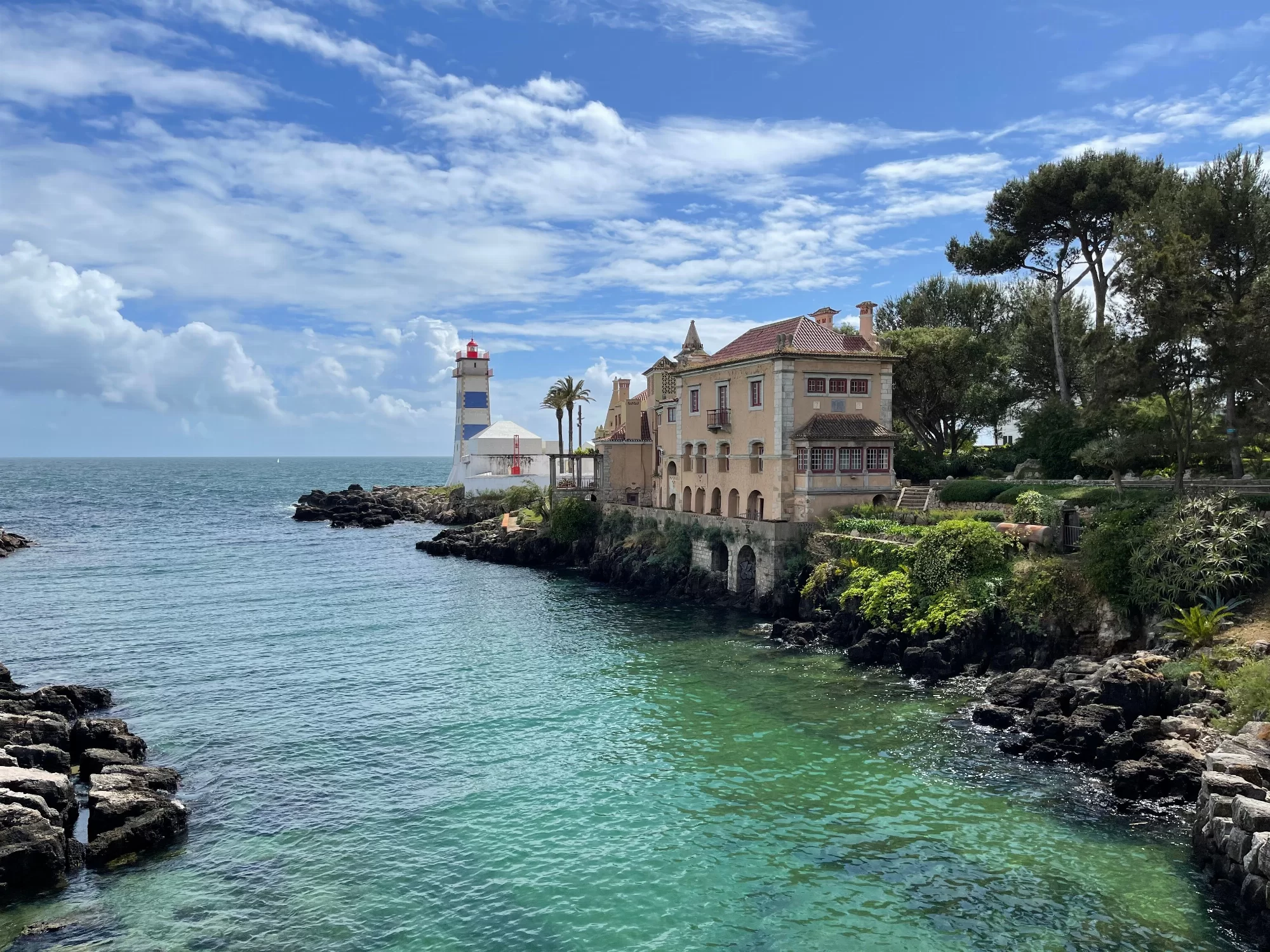 Do You Need Cash in Cascais? A Tourist Payment Guide