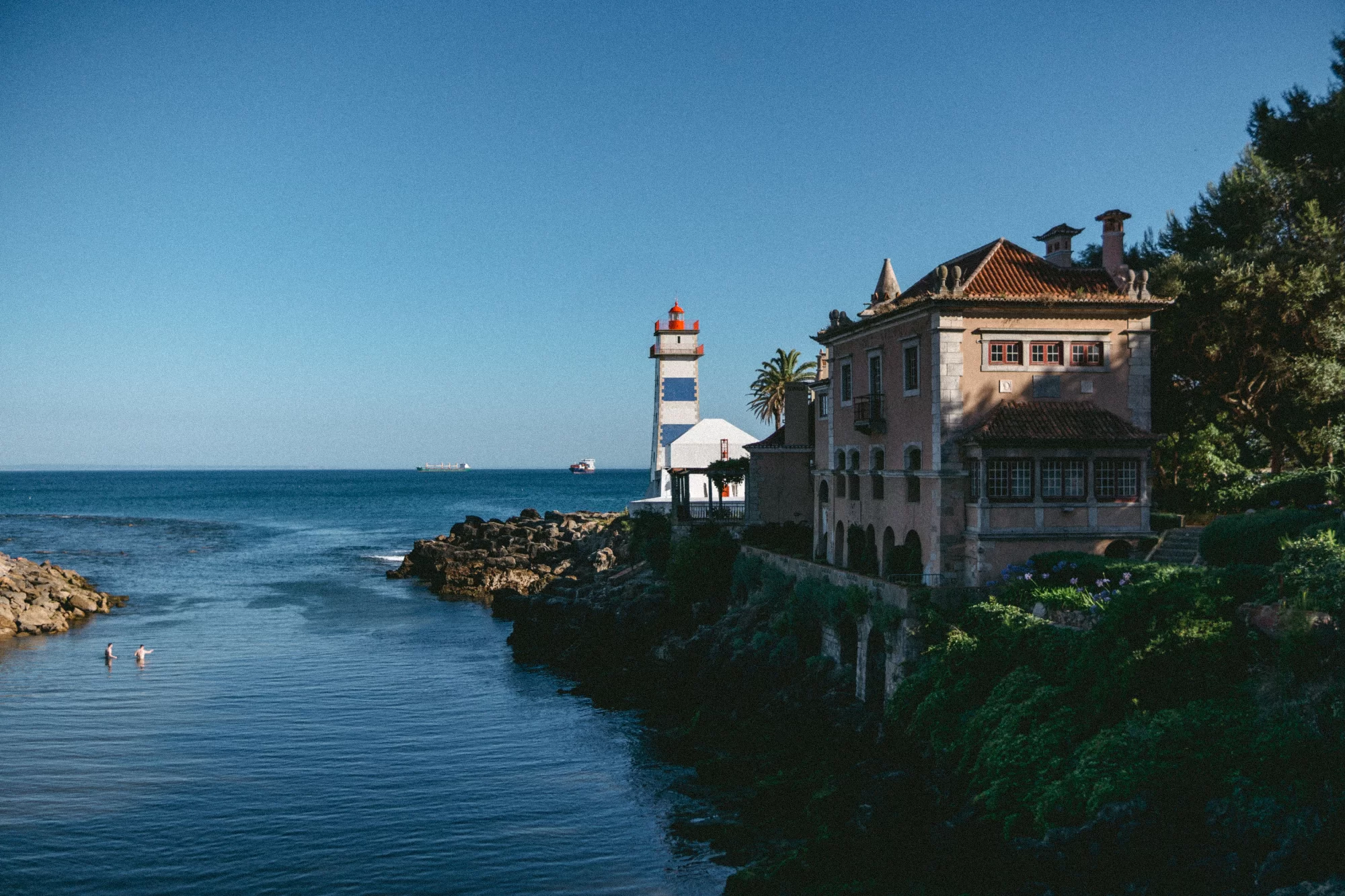 Portugal Public Holidays and Cascais Closures